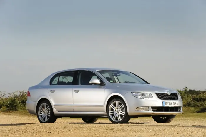 Framed Print : 2008 Skoda Superb Framed Print : 2008 Skoda Superb