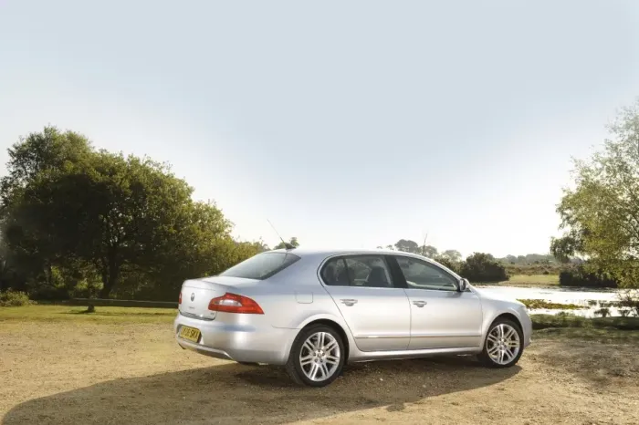 Framed Print : 2008 Skoda Superb Framed Print : 2008 Skoda Superb