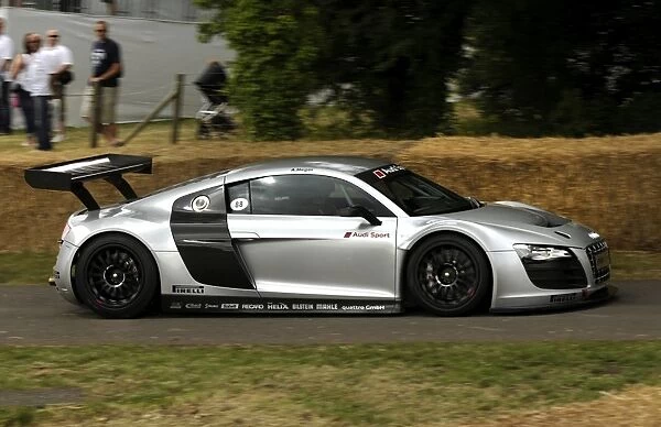 2009 Audi R8 LMS at 2009 Goodwood Festival of speed