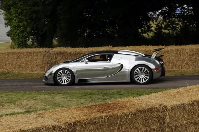 Framed Print : 2009 Bugatti Veyron