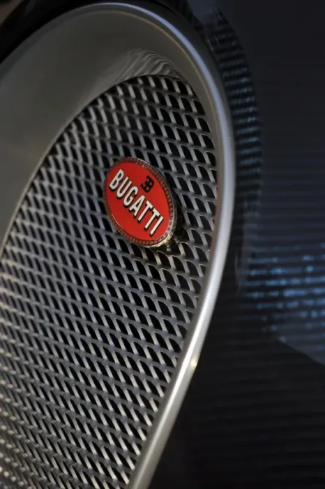 Framed Print : 2009 Bugatti Veyron