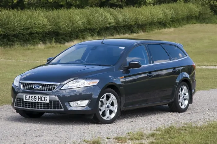 Framed Print : 2009 Ford Mondeo Framed Print : 2009 Ford Mondeo