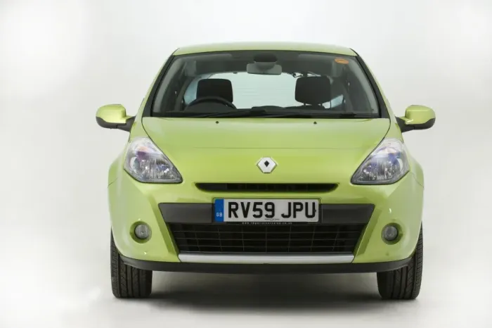 Framed Print : 2009 Renault Clio