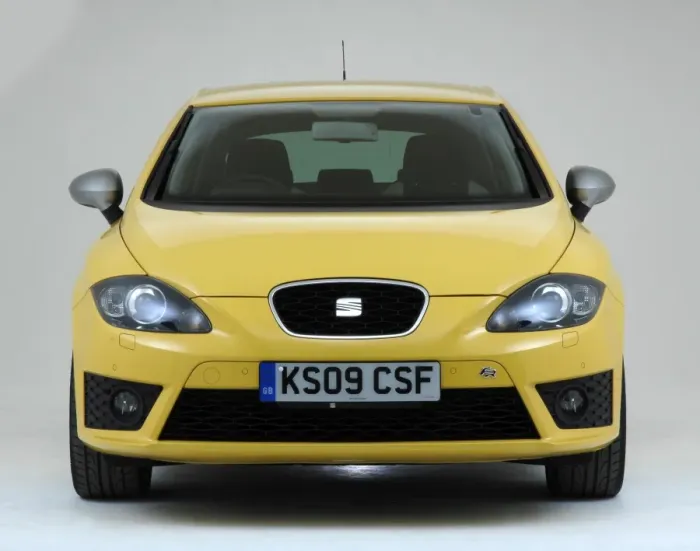 Framed Print : 2009 Seat Leon