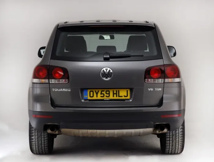 Framed Print : 2009 Volkswagen Touareg V6 Tdi