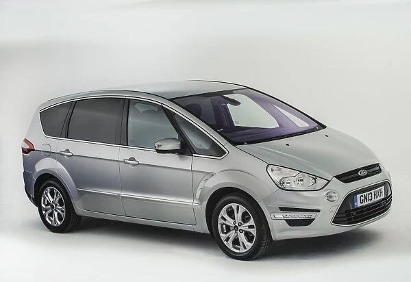 2013 Ford S-Max