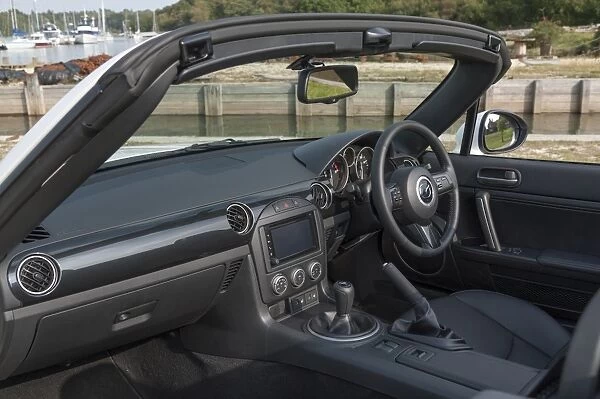 2014 Mazda MX5 Roadster Coupe