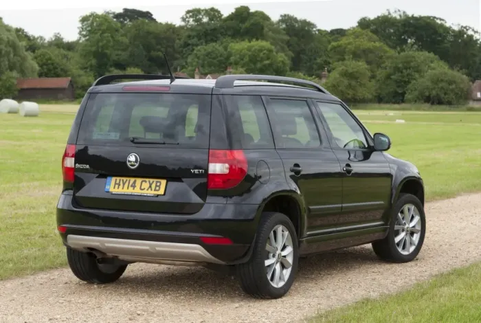 Framed Print : 2014 Skoda Yeti SE Framed Print : 2014 Skoda Yeti SE