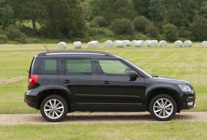 Framed Print : 2014 Skoda Yeti SE Framed Print : 2014 Skoda Yeti SE