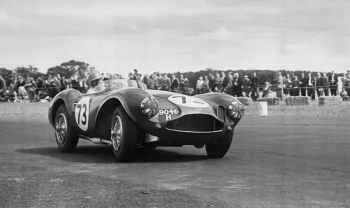 Framed Print : Aston Martin DB3S, Reg Parnell. Charterhall Newcastle Journal International Trophy Race