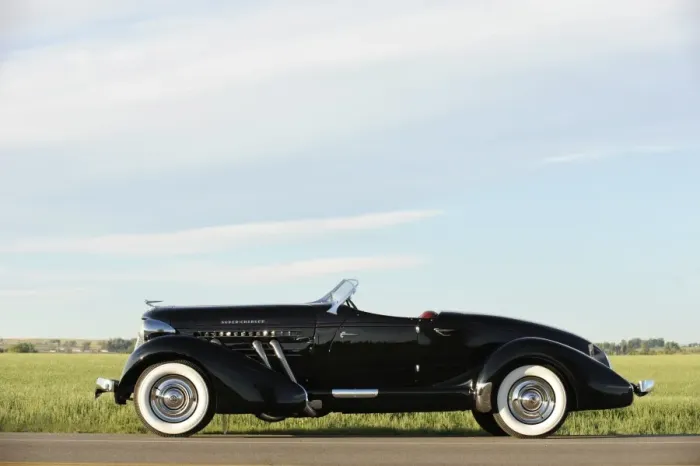 Framed Print : Auburn 852 SC Speedster