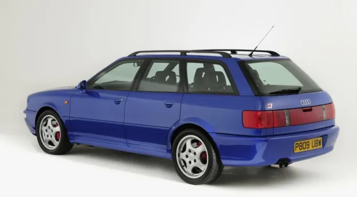 Framed Print : Audi RS2 Estate 1995 Framed Print : Audi RS2 Estate 1995