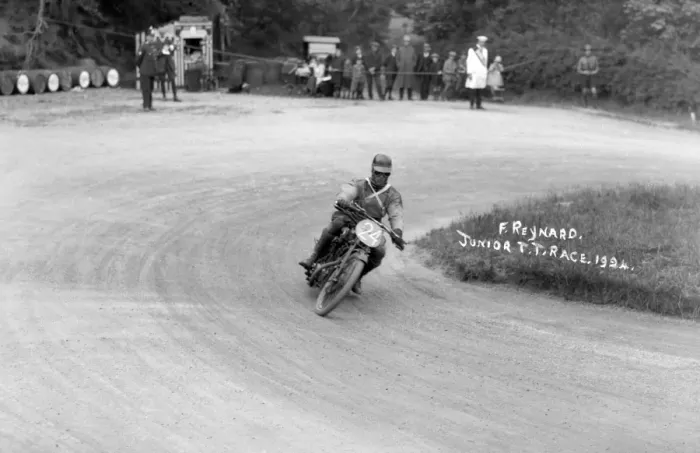 Framed Print : Beardmore Precision, F. Reynard IOM Junior TT 1924 Framed Print : Beardmore Precision, F. Reynard IOM Junior TT 1924