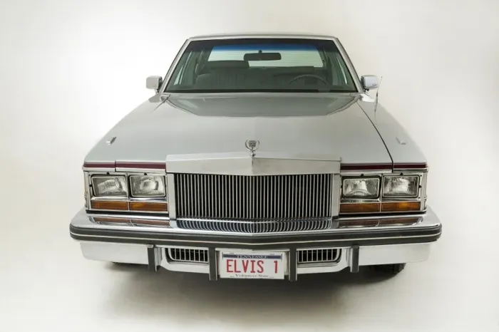 Framed Print : Cadillac Seville 1976, The last car owned by Elvis Presley Framed Print : Cadillac Seville 1976, The last car owned by Elvis Presley