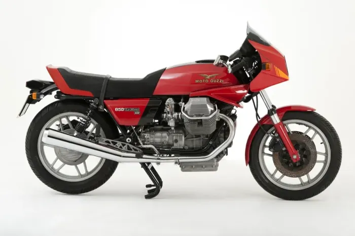 Framed Print : E01168 Moto Guzzi 850 Le Mans 1984 Framed Print : E01168 Moto Guzzi 850 Le Mans 1984
