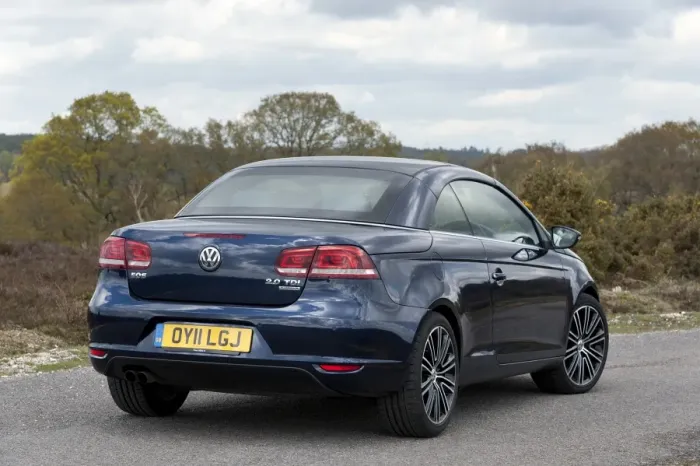 Framed Print : E01171 Volkswagen Eos 2011 Framed Print : E01171 Volkswagen Eos 2011