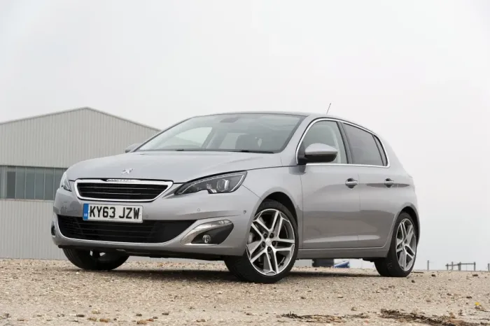Framed Print : E01522 2014 Peugeot 308 Feline Hatchback