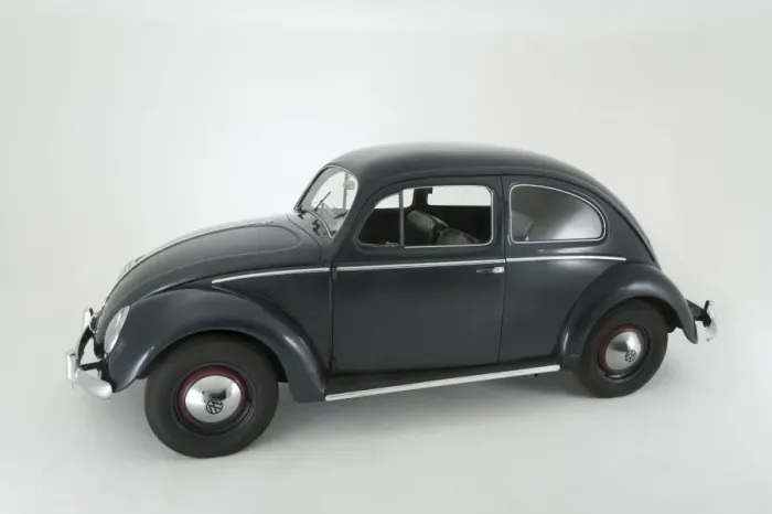 Framed Print : E01540 1953 Volkswagen Beetle
