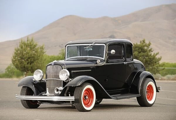 Ford 5 window coupe 1932