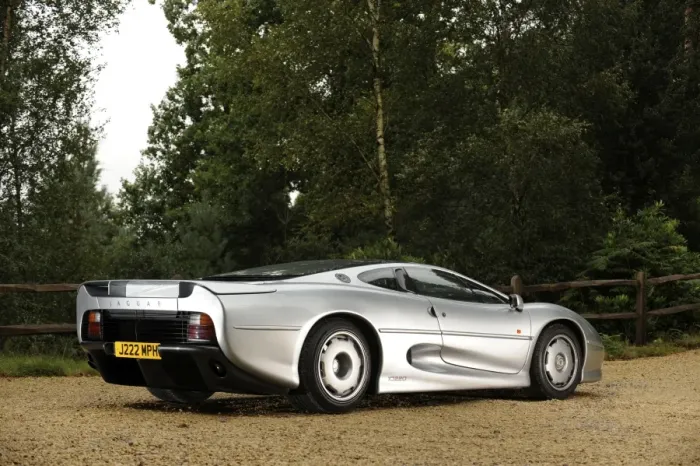 Framed Print : Jaguar XJ220R 1993 Framed Print : Jaguar XJ220R 1993