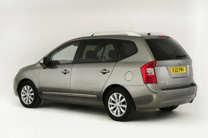 Framed Print : Kia Carens 3 CRDi 2012