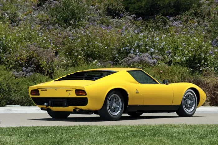 Framed Print : Lamborghini Miura