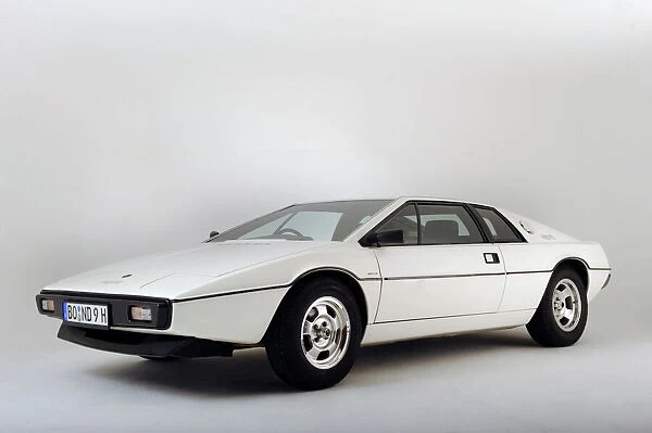 Lotus Esprit 1977 from the James Bond film the spy who loved me