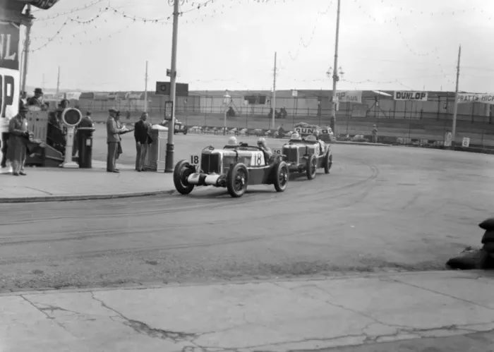 Framed Print : Mannin Beg 1933. MG Magnette K3 s. Don leads Hamilton