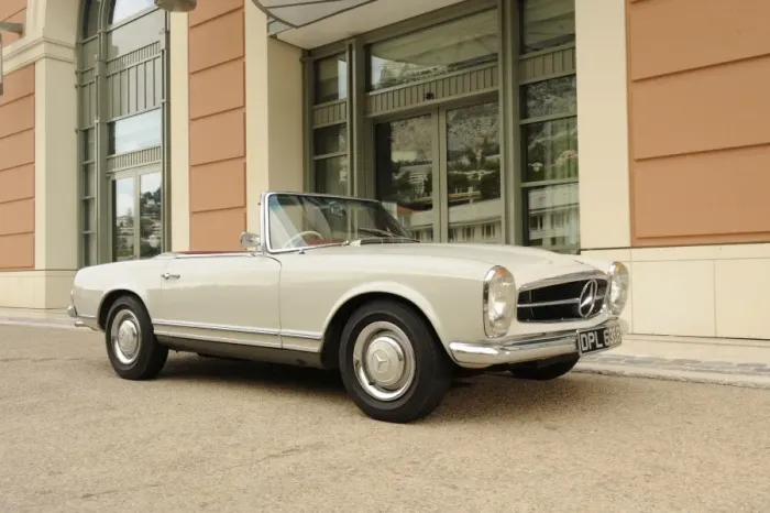 Framed Print : Mercedes Benz 230SL Framed Print : Mercedes Benz 230SL