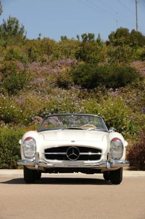 Framed Print : Mercedes Benz 300