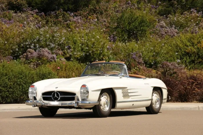Framed Print : Mercedes Benz 300