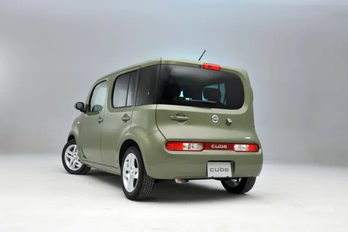 Framed Print : Nissan Cube 2008 Framed Print : Nissan Cube 2008