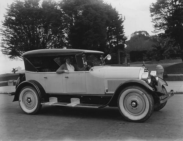 Peerless 5-4 litre tourer v8 1924-5