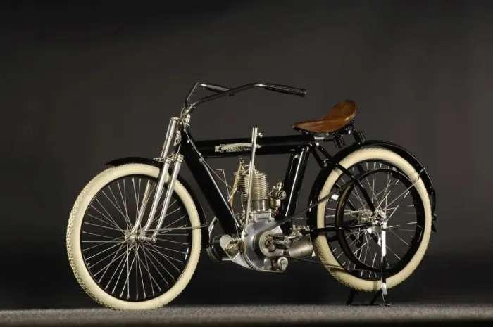 Framed Print : Pierce Arrow single 1911 motorbike Framed Print : Pierce Arrow single 1911 motorbike