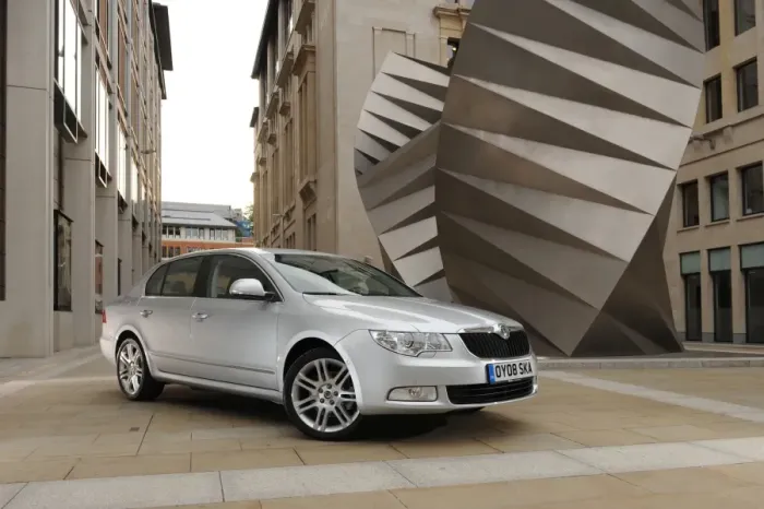 Framed Print : Skoda SUPERB 2008 Framed Print : Skoda SUPERB 2008