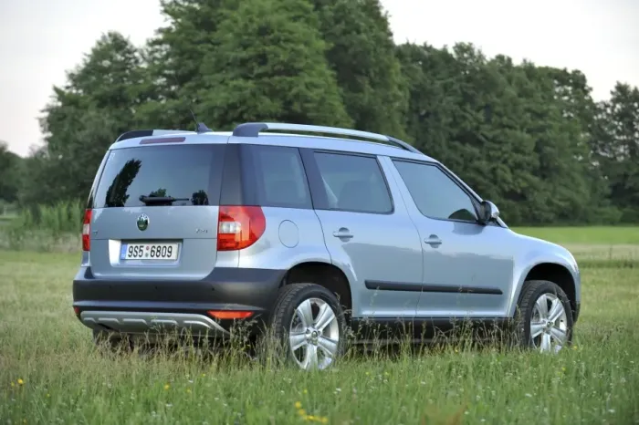 Framed Print : Skoda Yeti 2009 Framed Print : Skoda Yeti 2009