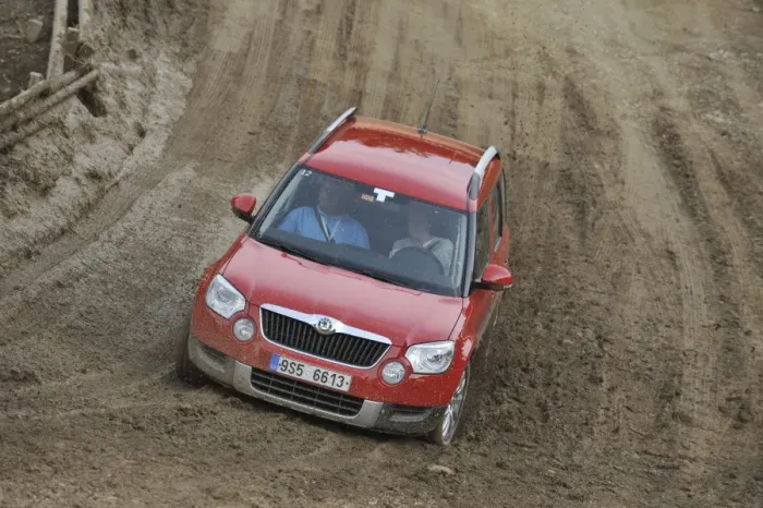 Framed Print : Skoda Yeti 2009 Framed Print : Skoda Yeti 2009