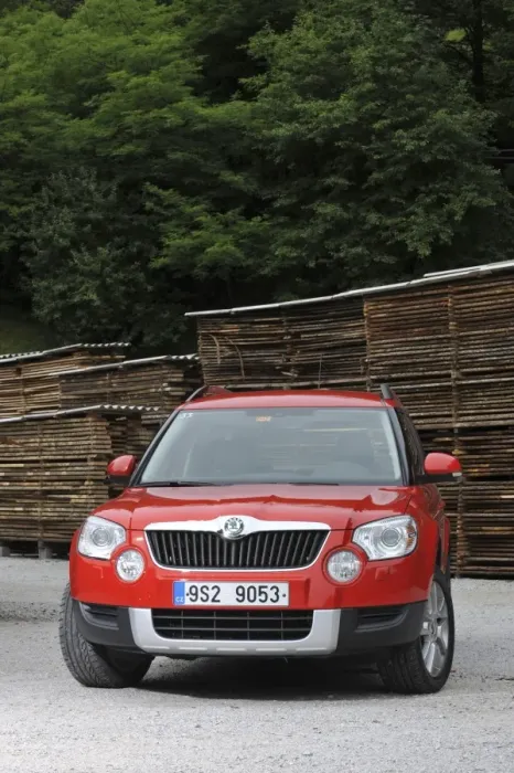 Framed Print : Skoda Yeti 2009 Framed Print : Skoda Yeti 2009