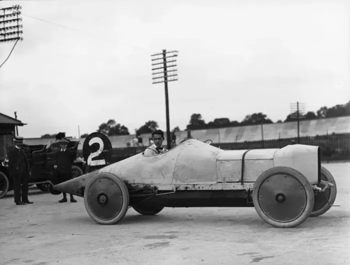 Framed Print : Straker Squire 18. 8 litre at Brooklands 1910 Framed Print : Straker Squire 18. 8 litre at Brooklands 1910