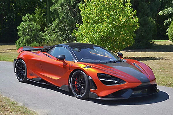 McLaren MSO001 (1-off bespoke 765LT Spider) 2022 Orange metallic, and black