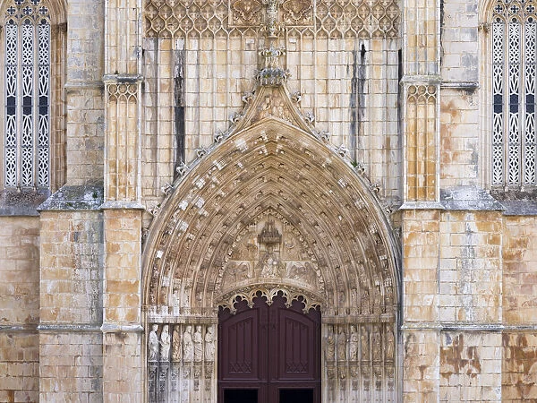 The main portal. The monastery of Batalha, Mosteiro de Santa Maria da Vitoria (UNESCO