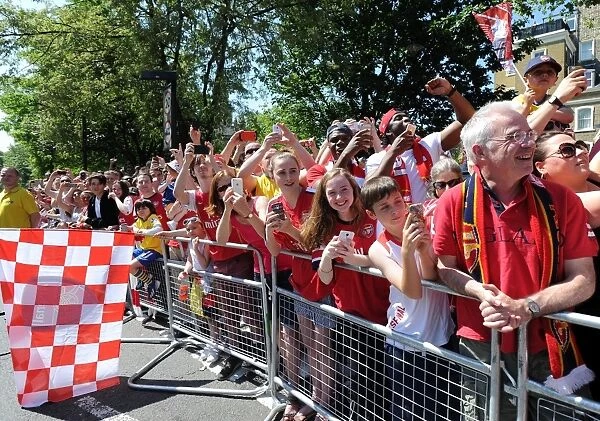 Arsenal FA Cup Victory: Celebrating with a Triumphant Parade through Islington, London