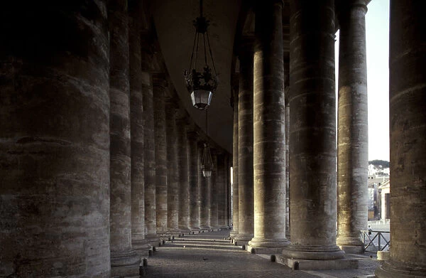 Berninis colonnade, Piazza San Pietro, Rome, Vatican city