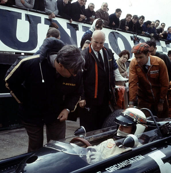Jackie Stewart British Grand Prix, 1967 Photo: LAT Ref: 3  /  2748