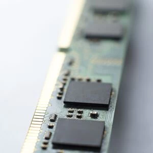 Memory chips C018 / 0056