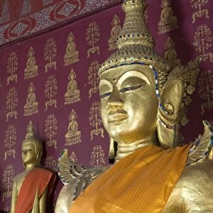 Buddha statues in the main temple, Wat Saen, Luang Prabang, Laos, Indochina, Southeast Asia, Asia