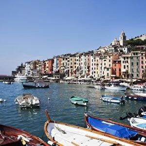 Colourful painted buildings by the Marina at Porto Venere, Cinque Terre, UNESCO World Heritage Site, Liguria, Italy, Mediterranean, Europe