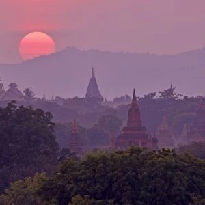 Sunset, Bagan (Pagan), Myanmar (Burma), Asia