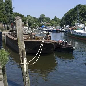 View of the Thames across from Eel Pie Island, near Richmond, Surrey, England