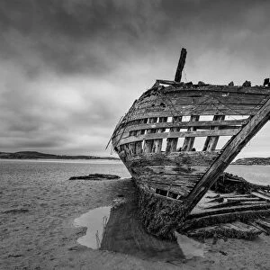 Bad Eddie Ship Wreck on Magheraclogher Beach, Bunbeg, County Donegal, Ireland
